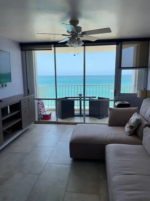 Ocean Front Condo In Isla Verde! Σαν Χουάν Διαμέρισμα