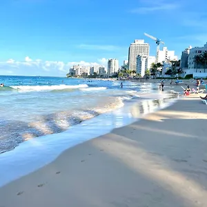  Apartment Condado Beachfront Tantra